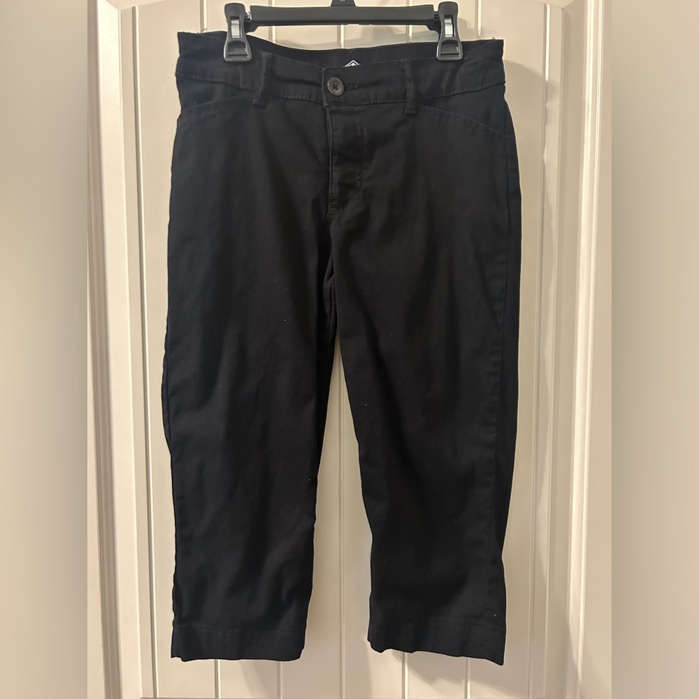 Women’s Black Capri Pants, size 2